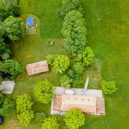 Nature Et Authenticite Holiday home Saint-Andre-de-Double